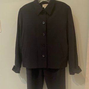 Talbots Navy Worsted Wool 2-Piece Pants Suit - Petite Size 8